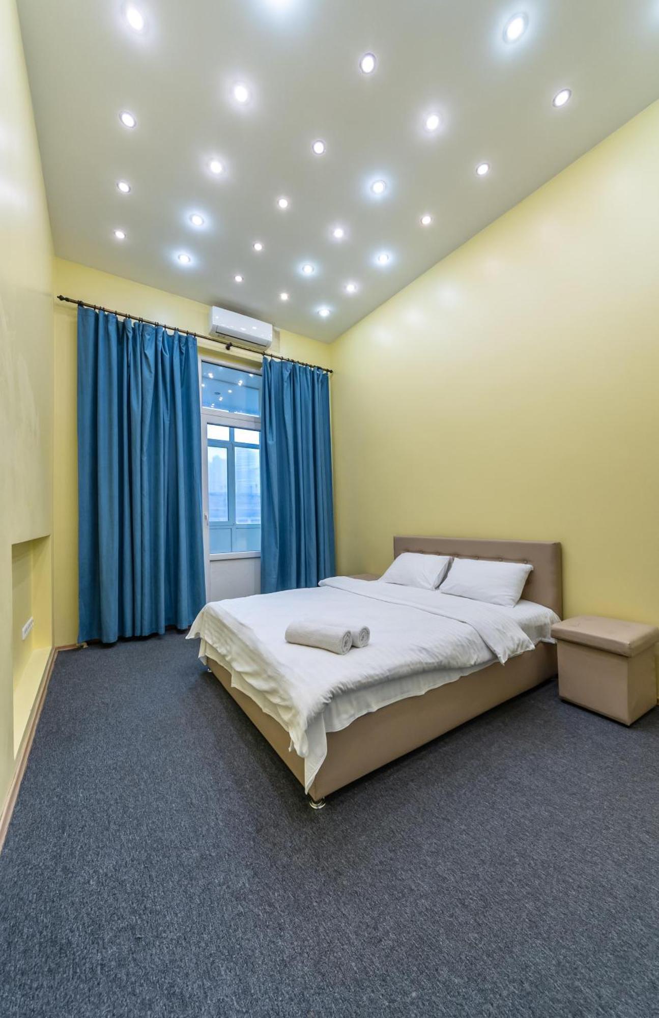 Apartment Kievacccommodation Near Gulliver 24h Self Check-in *